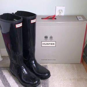 Black Hunter boots